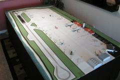 1:400 Model Airport Tropical Single Runway