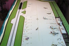 1:500 Model Airport Tropical Single Runway